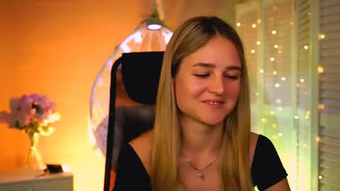 Debora online show from April 2026 03:42:02 AM