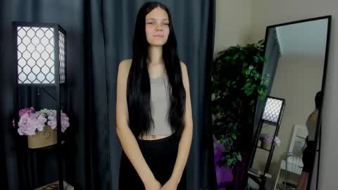 Eva online show from November 2025 02:01:02 AM