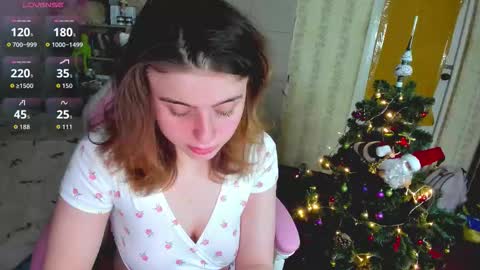 Debra online show from December 2025 10:27:02 PM