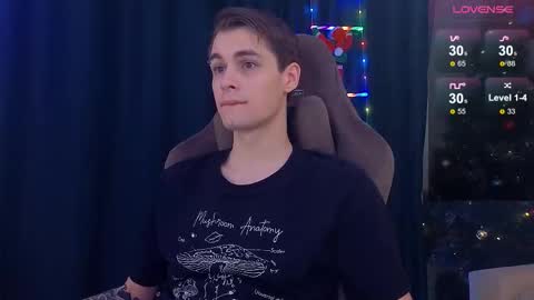 Snapshot of debugmee chatting on December 2025 08:36:02 PM Samuel online show from December 2025 08:36:02 PM