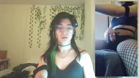 deciduousdoll online show from November 2025 06:35:02 AM