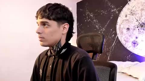 declan_fox online show from October 2025 12:15:02 PM