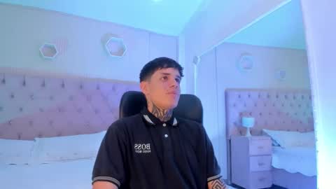 declan_fox online show from October 2025 04:42:01 AM