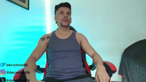 Snapshot of deconrios chatting on March 2026 06:18:02 AM Santiago online show from March 2026 06:18:02 AM