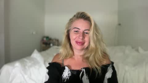 Snapshot of deean12 chatting on February 2026 08:01:02 PM deean12 online show from February 2026 08:01:02 PM