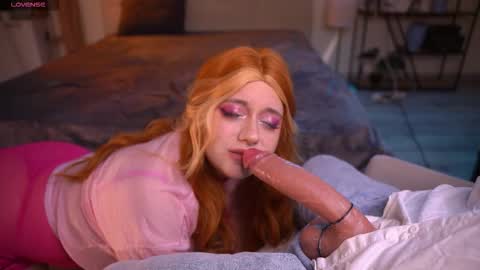 Ayla online show from October 2025 03:01:01 PM