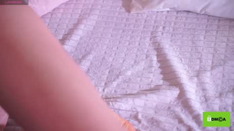 Snapshot of deeptalkss_ chatting on January 2025 12:02:02 PM Eva online show from January 2025 12:02:02 PM