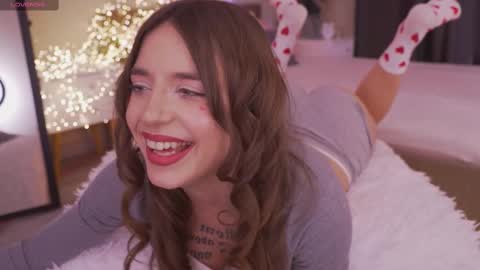 Snapshot of deeptalkss_ chatting on February 2025 08:42:01 AM Eva online show from February 2025 08:42:01 AM