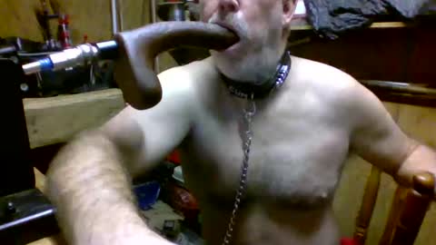 Snapshot of deepthroat227 chatting on December 2024 05:23:02 PM Deepthroat My Big Dildos online show from December 2024 05:23:02 PM