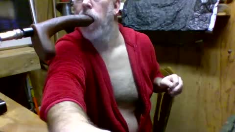 Snapshot of deepthroat227 chatting on January 2025 08:51:01 PM Deepthroat My Big Dildos online show from January 2025 08:51:01 PM