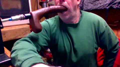 Snapshot of deepthroat227 chatting on February 2025 03:38:01 PM Deepthroat My Big Dildos online show from February 2025 03:38:01 PM