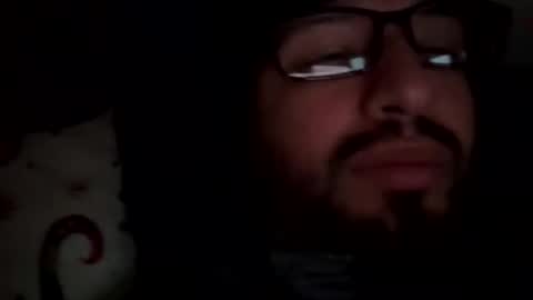 Snapshot of deepthroatberto chatting on November 2025 09:15:01 PM Berto online show from November 2025 09:15:01 PM