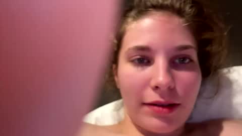 Snapshot of deepthroatqueen33 chatting on December 2025 03:11:01 AM deepthroatqueen33 online show from December 2025 03:11:01 AM