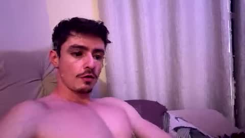 Snapshot of deepwhite2003 chatting on October 2025 10:40:01 PM deepwhite2003 online show from October 2025 10:40:01 PM