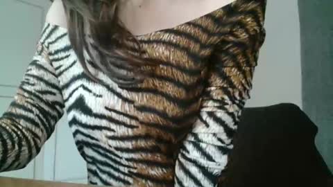 KamiDevi online show from January 2026 02:52:02 PM