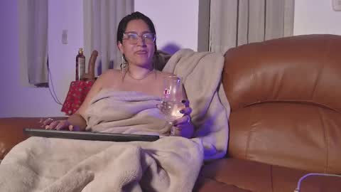 Snapshot of deesseluxure_ chatting on February 2025 09:33:01 AM Andre online show from February 2025 09:33:01 AM
