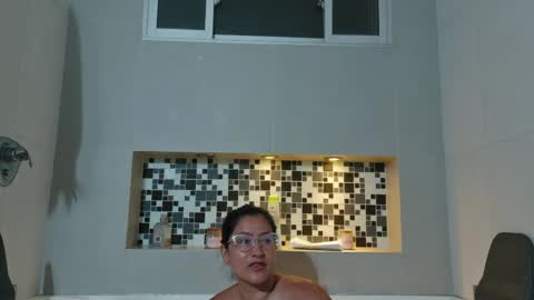 Andre  online show from May 2026 05:25:01 AM