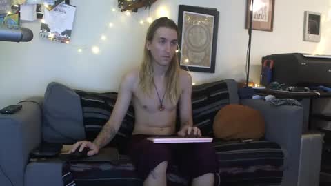 Snapshot of definatelyvegan chatting on October 2025 09:36:01 PM definatelyvegan online show from October 2025 09:36:01 PM