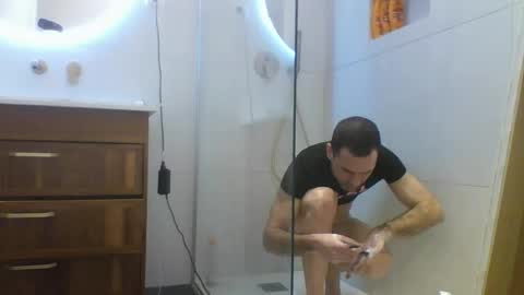 Snapshot of definitelysasha_ chatting on February 2026 06:26:02 PM definitelysasha_ online show from February 2026 06:26:02 PM