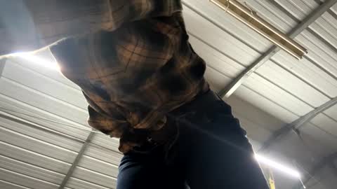 Tori online show from October 2025 02:43:02 AM