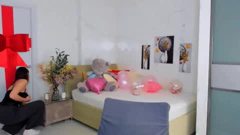 Snapshot of degreeofsincerity chatting on February 2025 07:35:01 AM DegreeOfSincerity online show from February 2025 07:35:01 AM