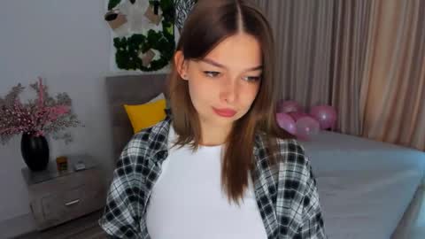 Snapshot of degreeofsincerity chatting on February 2025 07:27:02 AM DegreeOfSincerity online show from February 2025 07:27:02 AM