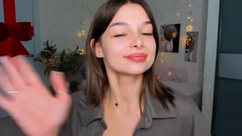 Snapshot of degreeofsincerity chatting on February 2025 02:13:02 PM DegreeOfSincerity online show from February 2025 02:13:02 PM