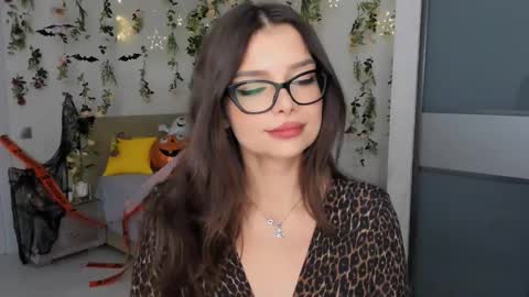 Snapshot of degreeofsincerity chatting on October 2025 01:07:02 AM DegreeOfSincerity online show from October 2025 01:07:02 AM