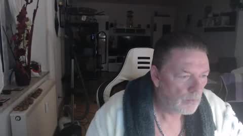 Snapshot of deinprinz2312 chatting on October 2025 05:11:02 AM deinprinz2312 online show from October 2025 05:11:02 AM