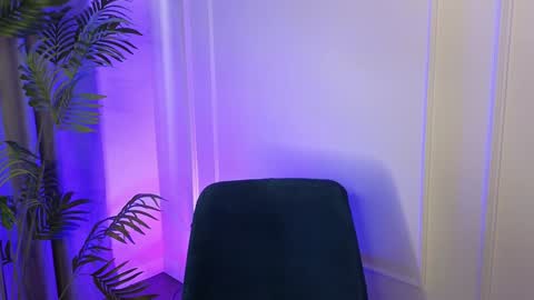 sexy bimbo little kitty asian misstress quen princes sexy girl you can just call me pleasure online show from December 2024 06:21:01 AM