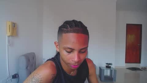 Snapshot of deivisxoxo chatting on November 2025 07:03:01 PM DEIVIS online show from November 2025 07:03:01 PM