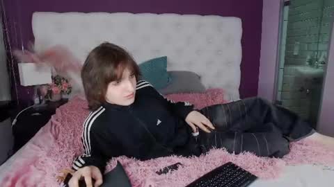 Snapshot of delalex chatting on July 2026 08:52:01 AM Alex online show from July 2026 08:52:01 AM