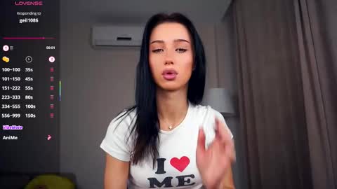 Snapshot of delanakimbral chatting on October 2025 07:05:02 AM Hello everyone Im Tessa Make yourself comfortable. Were going to have fun together online show from October 2025 07:05:02 AM