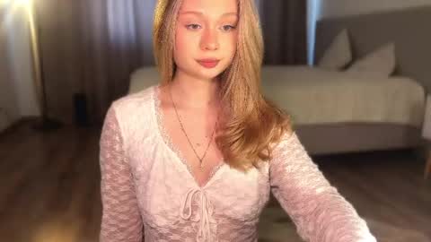 Snapshot of delanona chatting on May 2026 12:10:01 PM Dia online show from May 2026 12:10:01 PM
