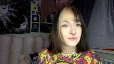 Alisa online show from April 2026 10:11:02 PM