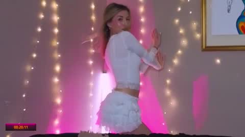 Snapshot of delcieodoherty chatting on November 2025 08:22:02 PM Adla online show from November 2025 08:22:02 PM