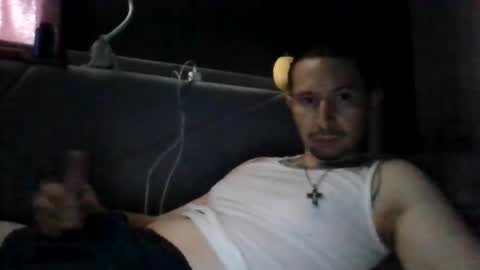 Snapshot of delgadomalo13 chatting on December 2024 08:40:02 PM delgadomalo13 online show from December 2024 08:40:02 PM