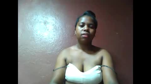 Snapshot of deliah712909 chatting on December 2024 04:17:01 PM deliah712909 online show from December 2024 04:17:01 PM