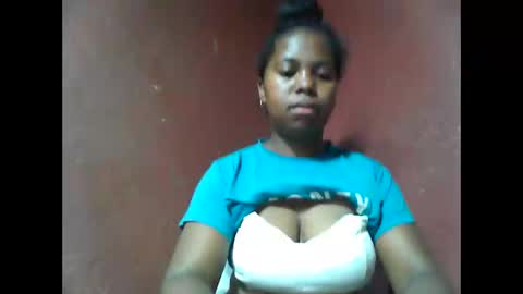 Snapshot of deliah712909 chatting on December 2024 05:30:01 PM deliah712909 online show from December 2024 05:30:01 PM