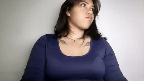 Dalia online show from December 2025 09:42:01 PM