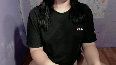 delicious_hanna17 online show from February 2026 06:00:02 PM