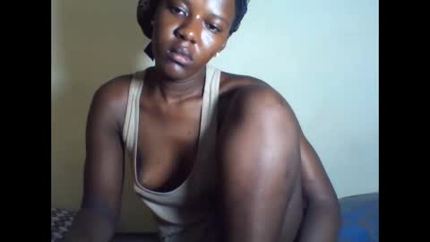 EVAH online show from September 2025 01:07:01 AM