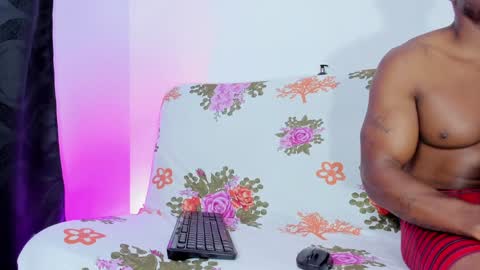 Snapshot of deliciouscocoa chatting on February 2025 10:29:01 AM Jean paul and Salome online show from February 2025 10:29:01 AM