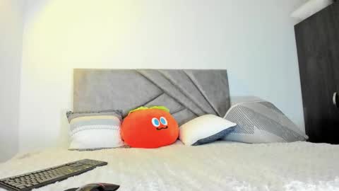 Snapshot of deliciouscocoa chatting on October 2025 11:09:02 AM Jean paul and Salome online show from October 2025 11:09:02 AM