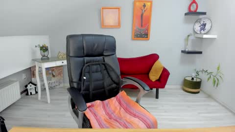 Snapshot of deliciouslolly chatting on February 2025 04:23:01 AM DeliciousLolly online show from February 2025 04:23:01 AM