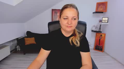 DeliciousLolly online show from June 2026 03:27:02 AM
