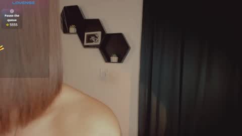 Delilah online show from May 2026 05:56:02 AM