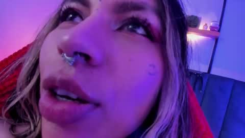 Snapshot of delilah_fix chatting on March 2026 09:21:02 PM della online show from March 2026 09:21:02 PM