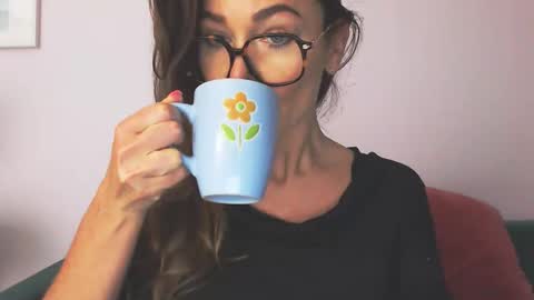 delilah_sweet online show from October 2025 03:42:02 PM