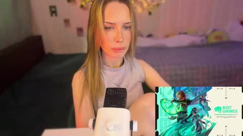 Della online show from May 2026 03:18:02 PM